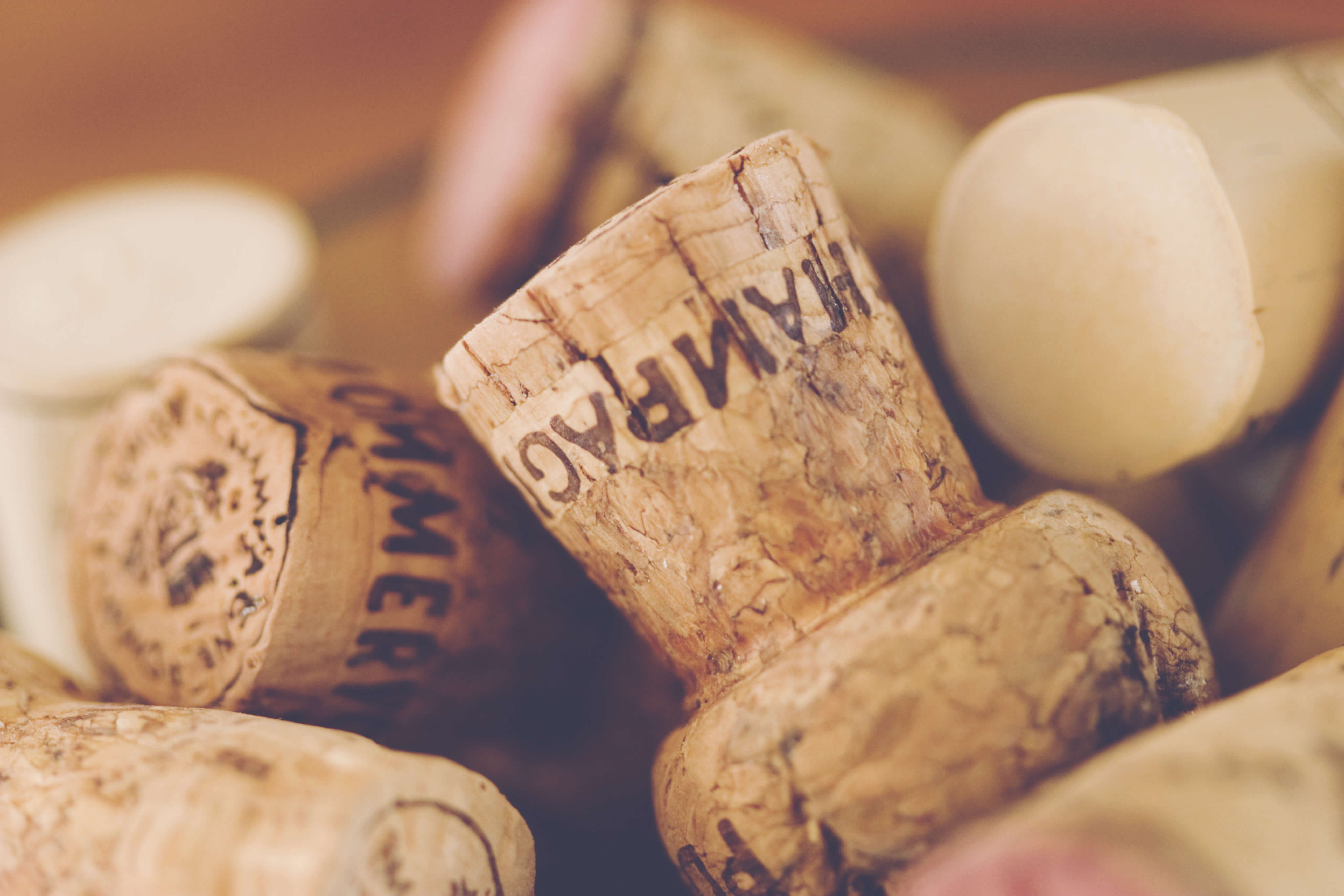 Champagne Guide - corks